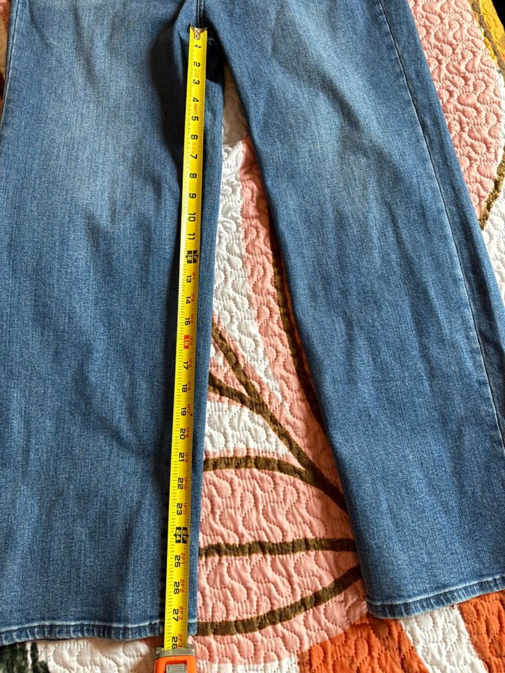 NWT Quince High-Rise Straight-Leg Jeans - Picture 8 of 8